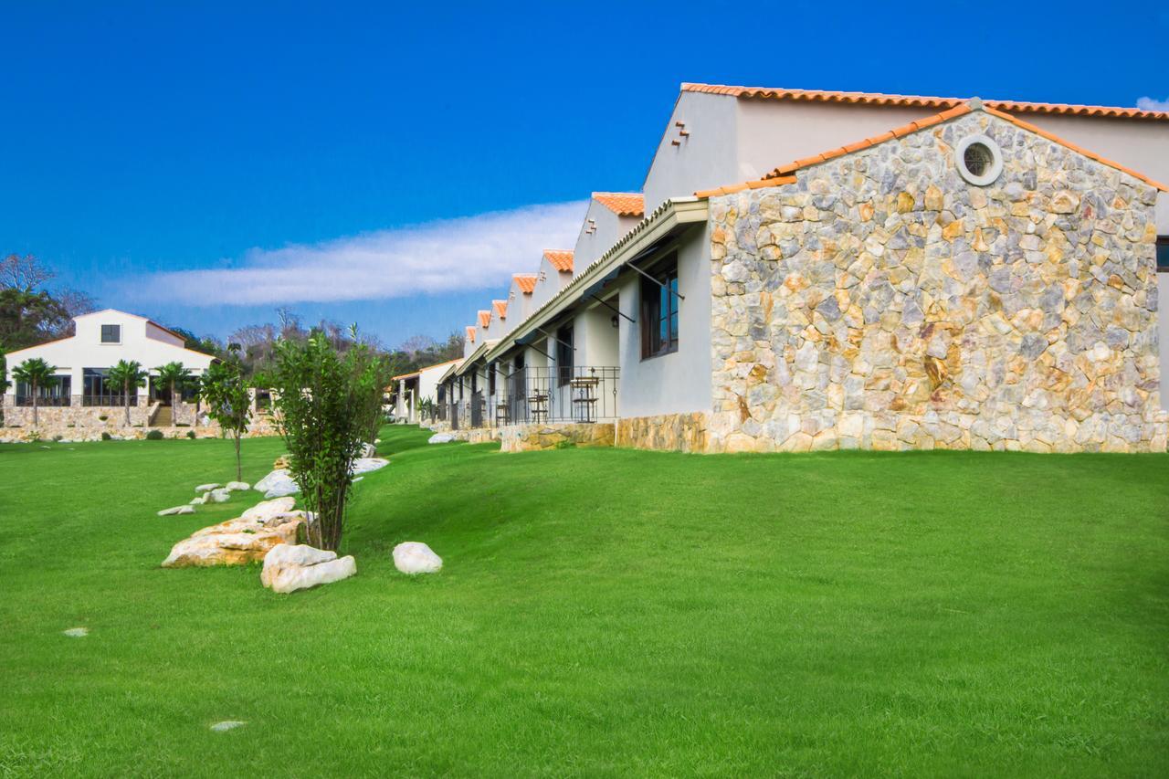 Mela Garden Retreat Cottage Муаклек Екстериор снимка